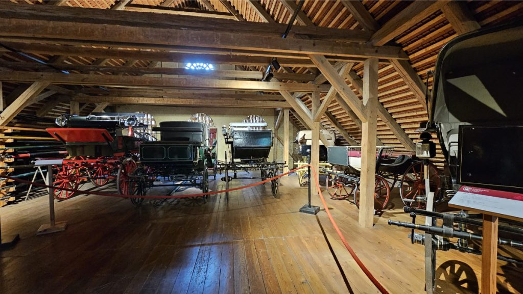 koetshuis Lipizzaner paarden