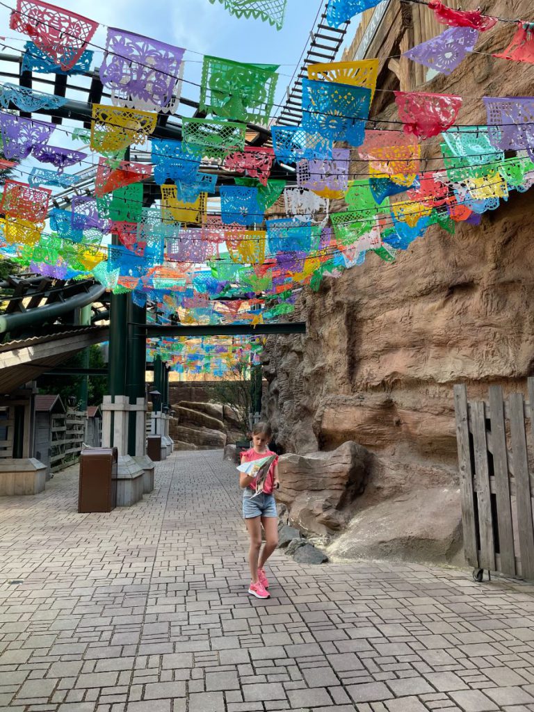 mexico themadeel thema vlaggen feest mexican attractiepark Duitsland