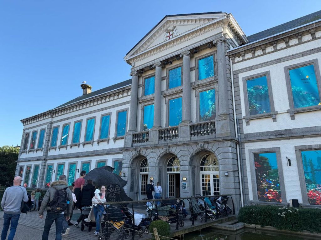 aquarium