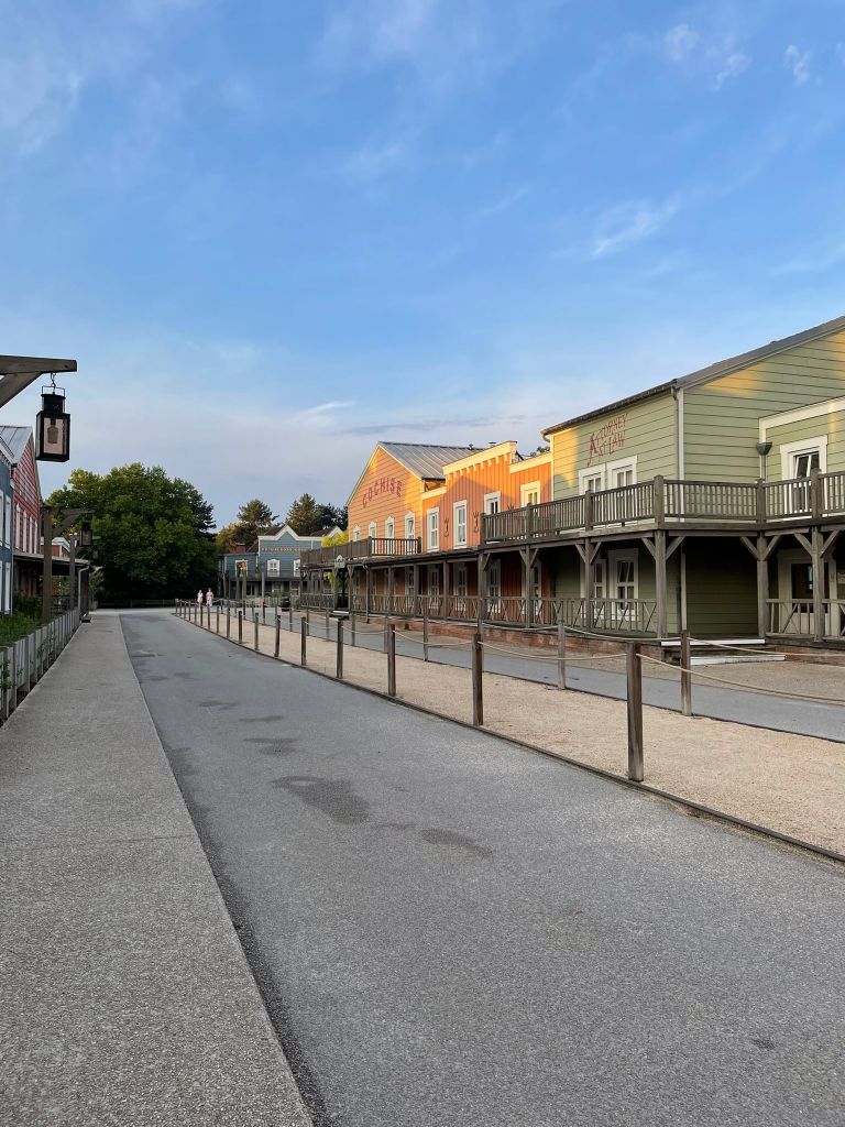 hotel Cheyenne Disney