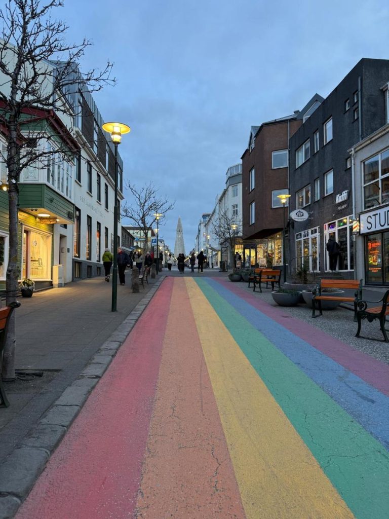 regenboogstraat reykjavik