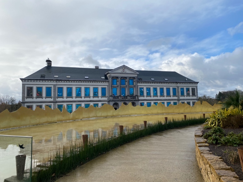 aquarium Pairi Daiza in de winter, rustige paden 