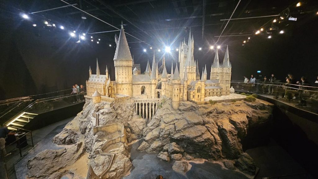 Hogwarts Castle model Warner Bros Studio Tour London (23)