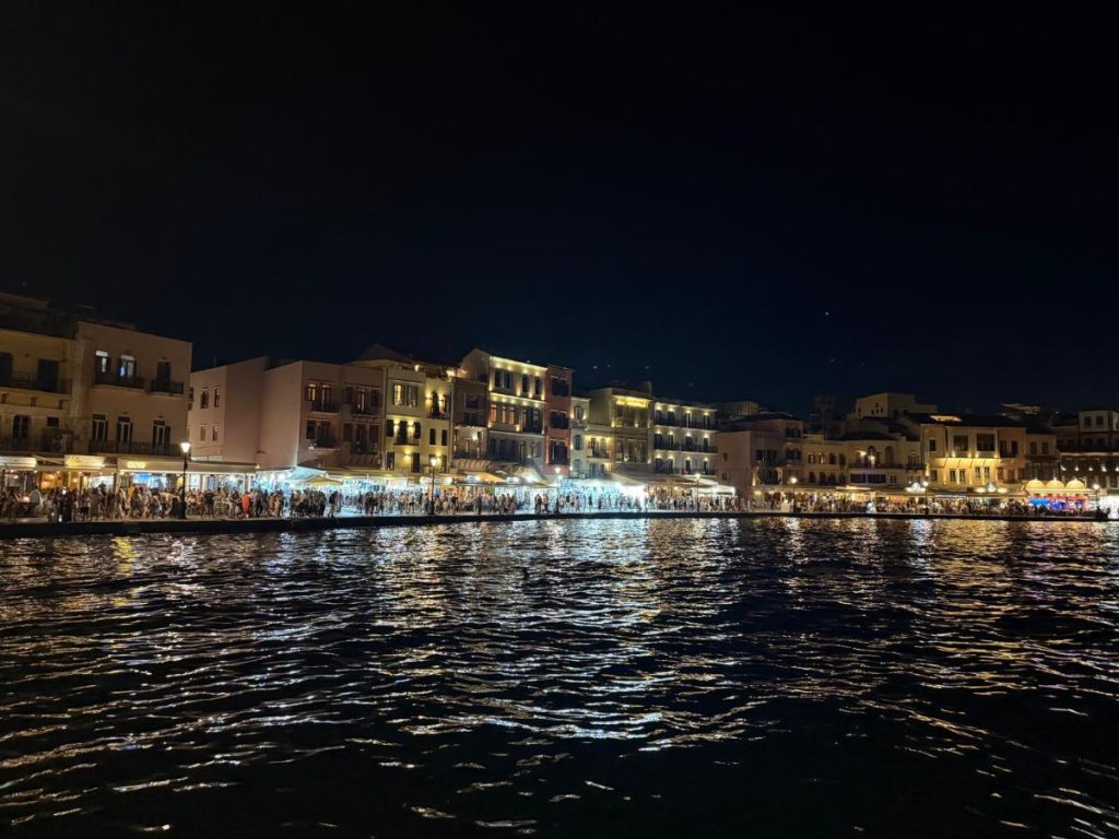 Chania in de avond