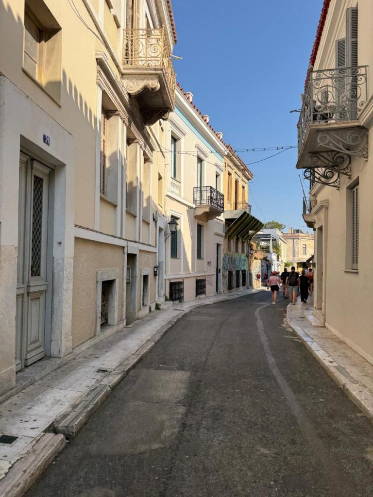 plaka athene